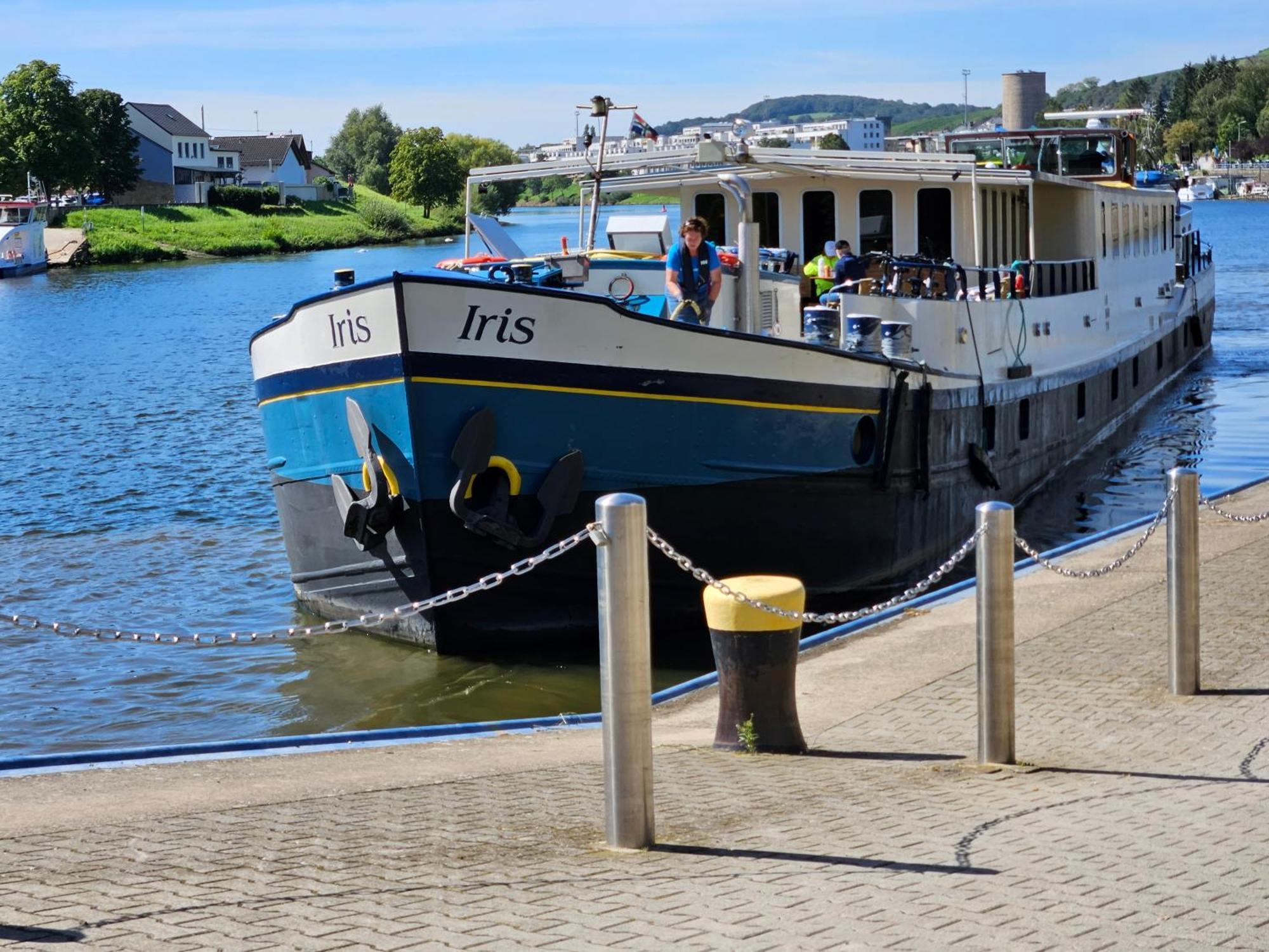 Hotelboat Iris Groningen Ngoại thất bức ảnh