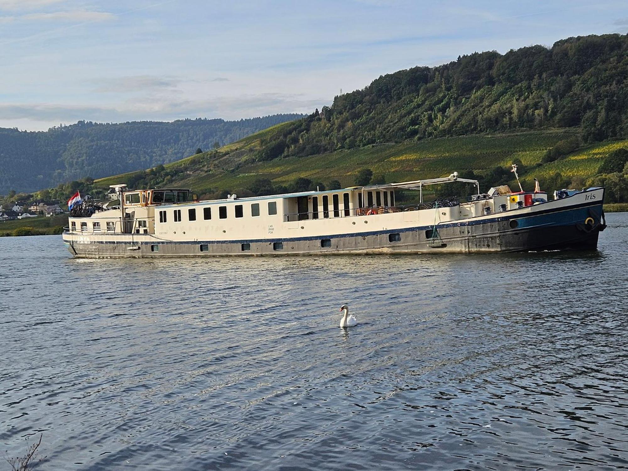 Hotelboat Iris Groningen Ngoại thất bức ảnh