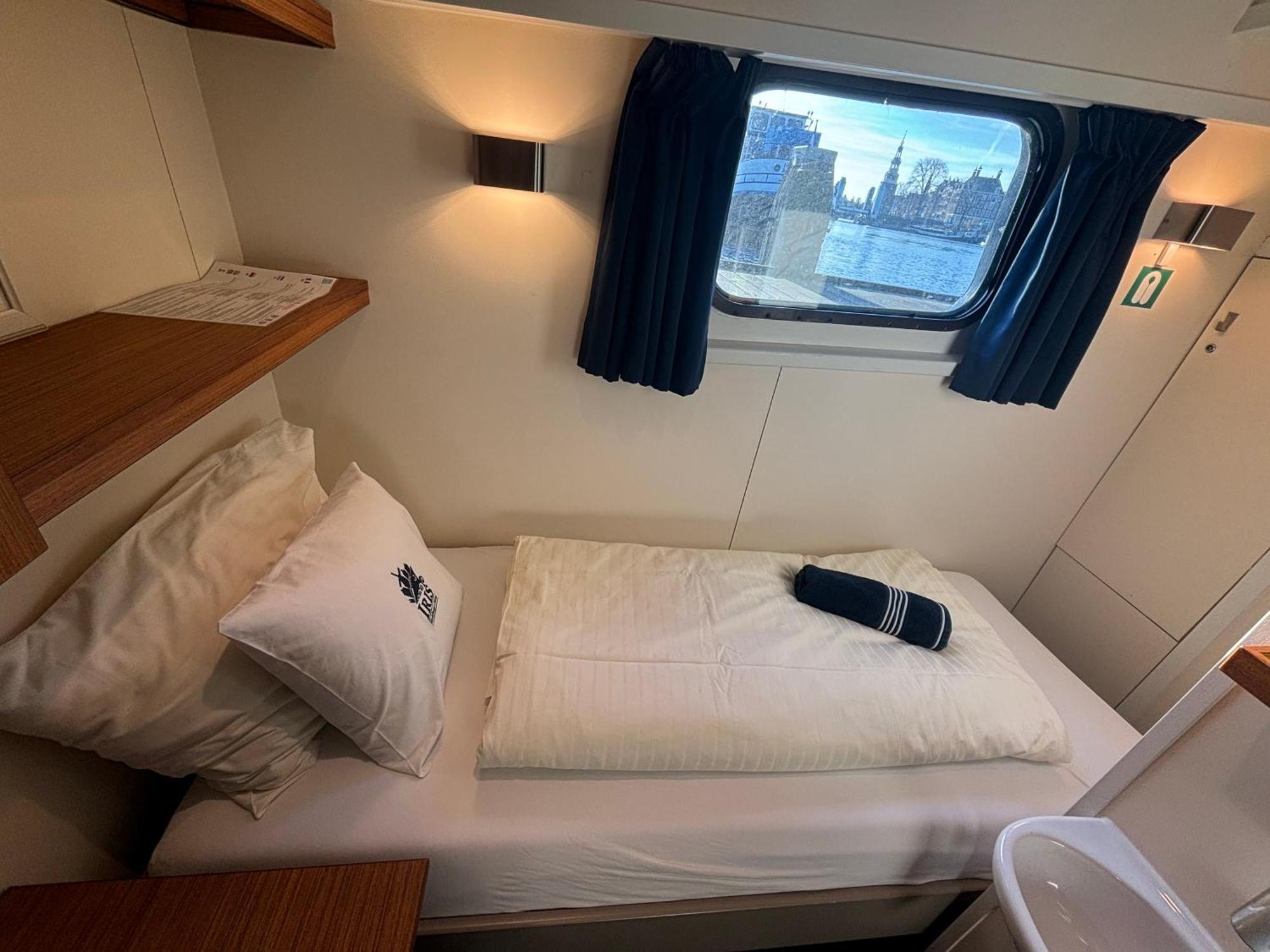 Hotelboat Iris Groningen Ngoại thất bức ảnh